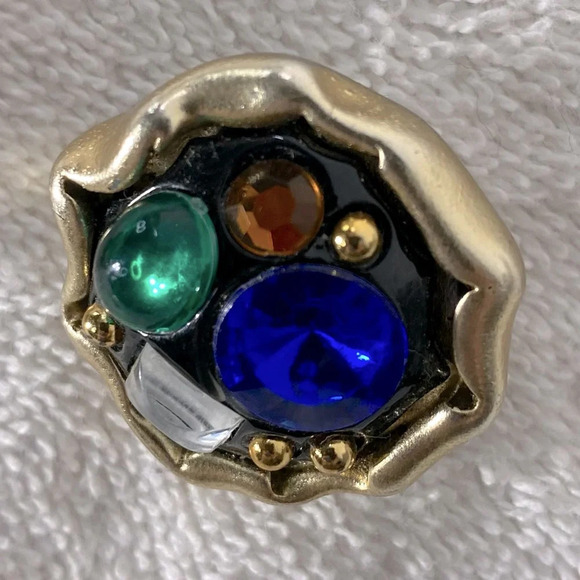 Vintage Handmade Round Plastic  Bejewelled Clip On Earrings - Picture 9 of 10